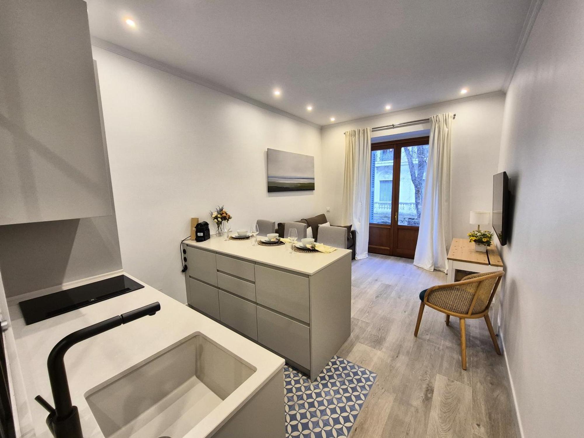 Apartamentos Plaza De Espana マドリード エクステリア 写真