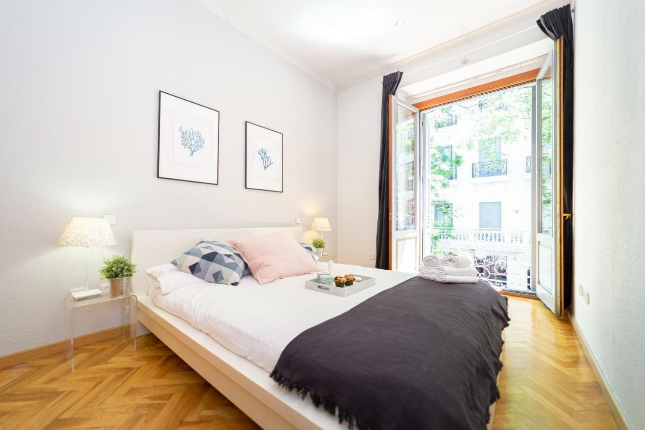 Apartamentos Plaza De Espana マドリード エクステリア 写真