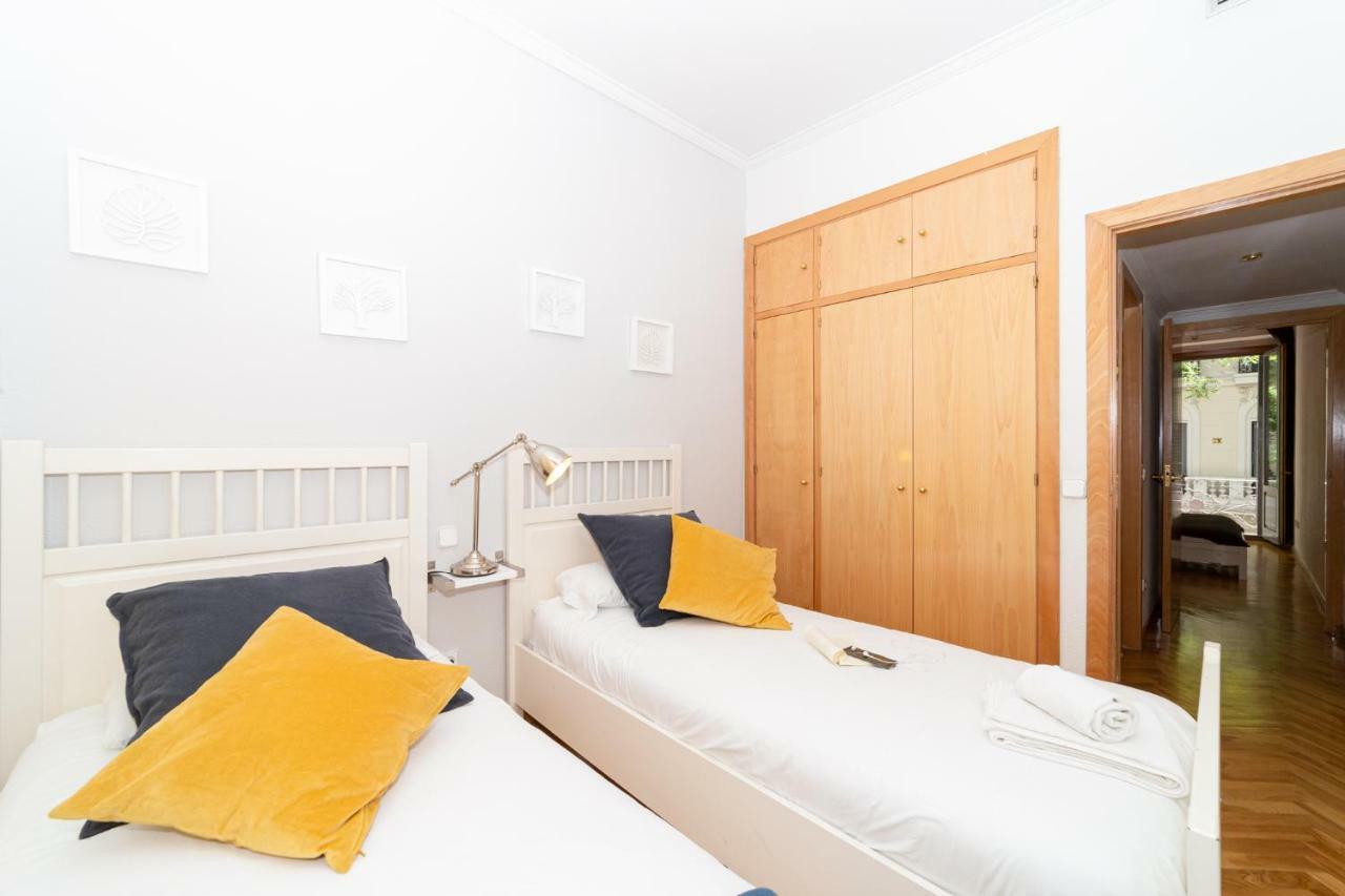 Apartamentos Plaza De Espana マドリード エクステリア 写真