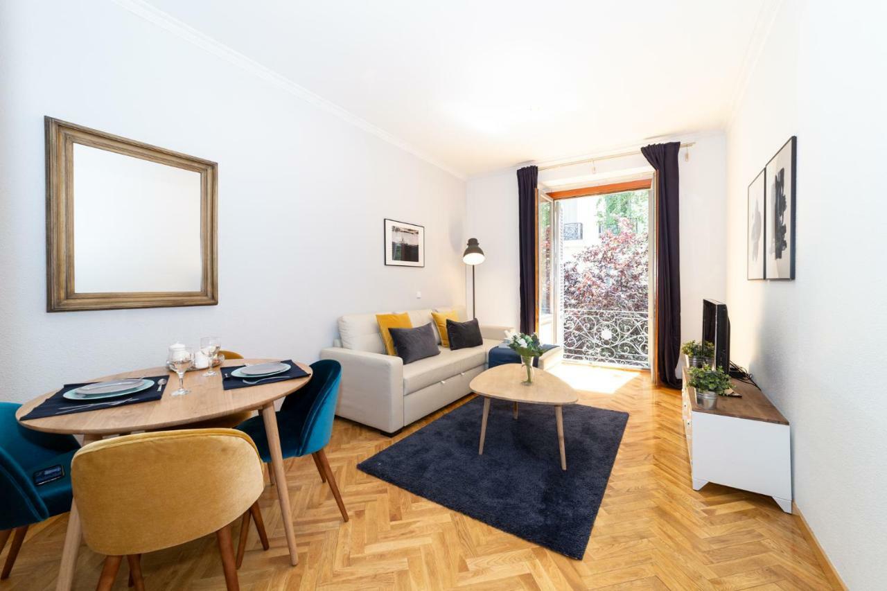 Apartamentos Plaza De Espana マドリード エクステリア 写真