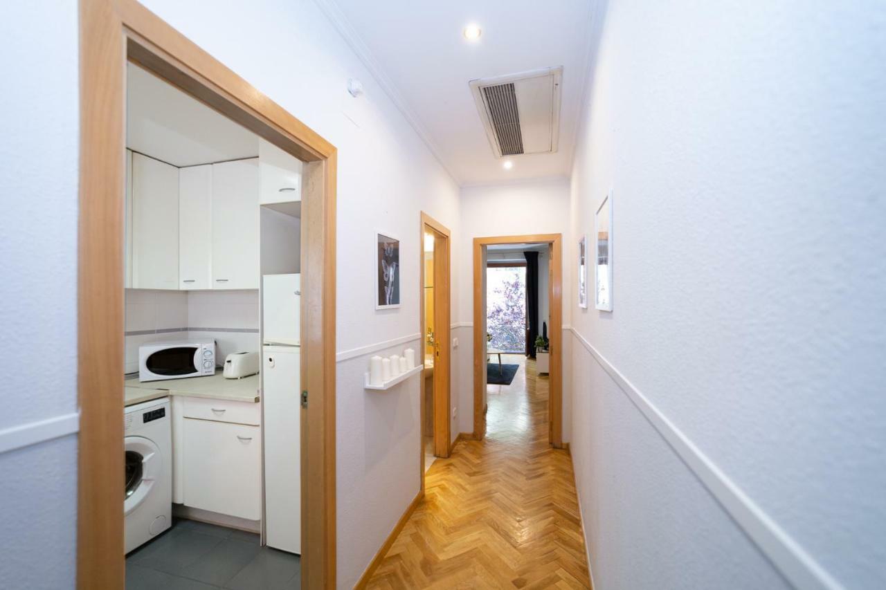 Apartamentos Plaza De Espana マドリード エクステリア 写真